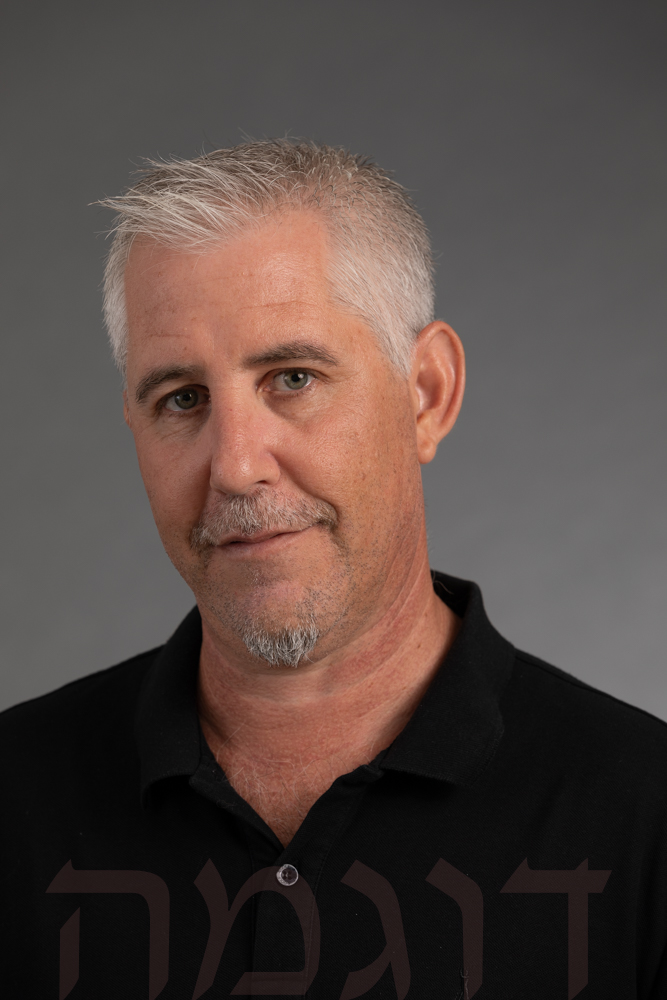 אמיר אבן טוב - יזם ואיש תקשורת באזור השרון