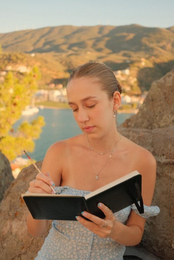 לוטם דה בר - אמנית בכפר סבא המעבירה סדנאות ציור ואמנות לאירועים